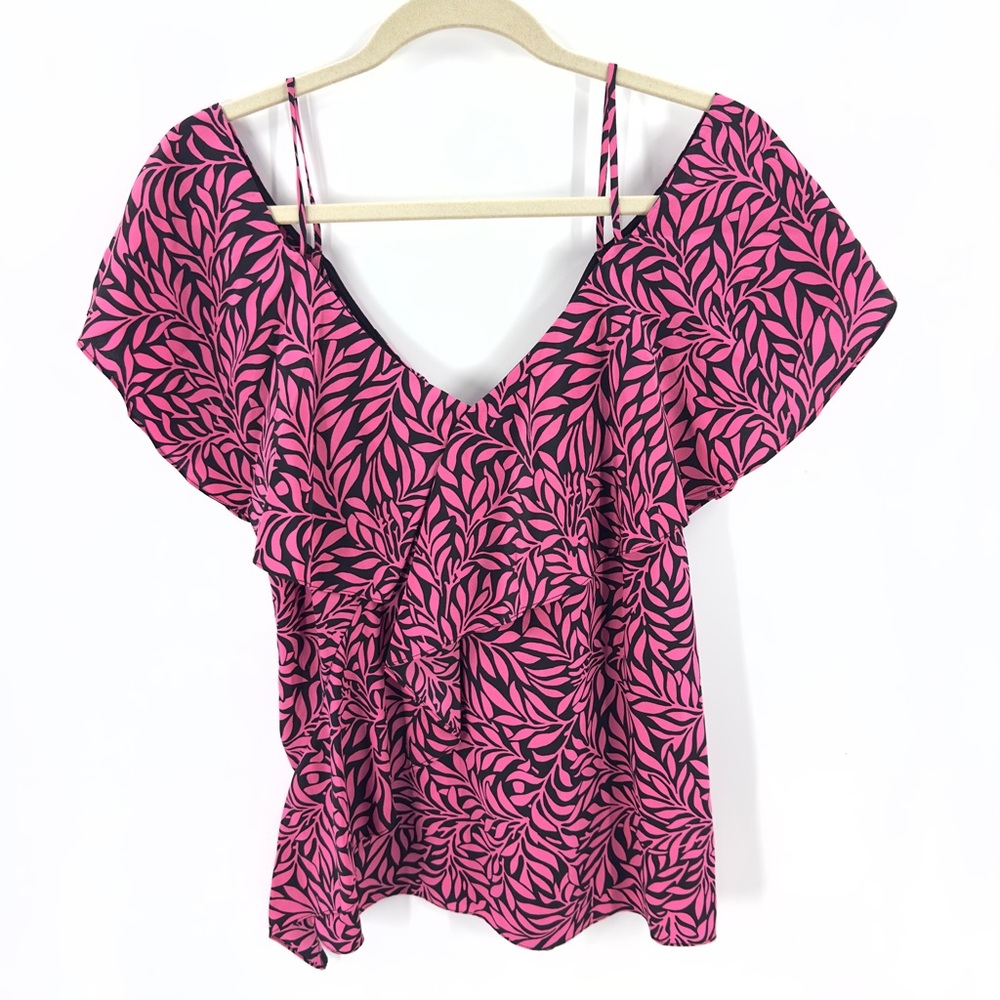 Diane Von Furstenberg Silk Blouse Top Womens Size Small Ruffle Feminine Luxury